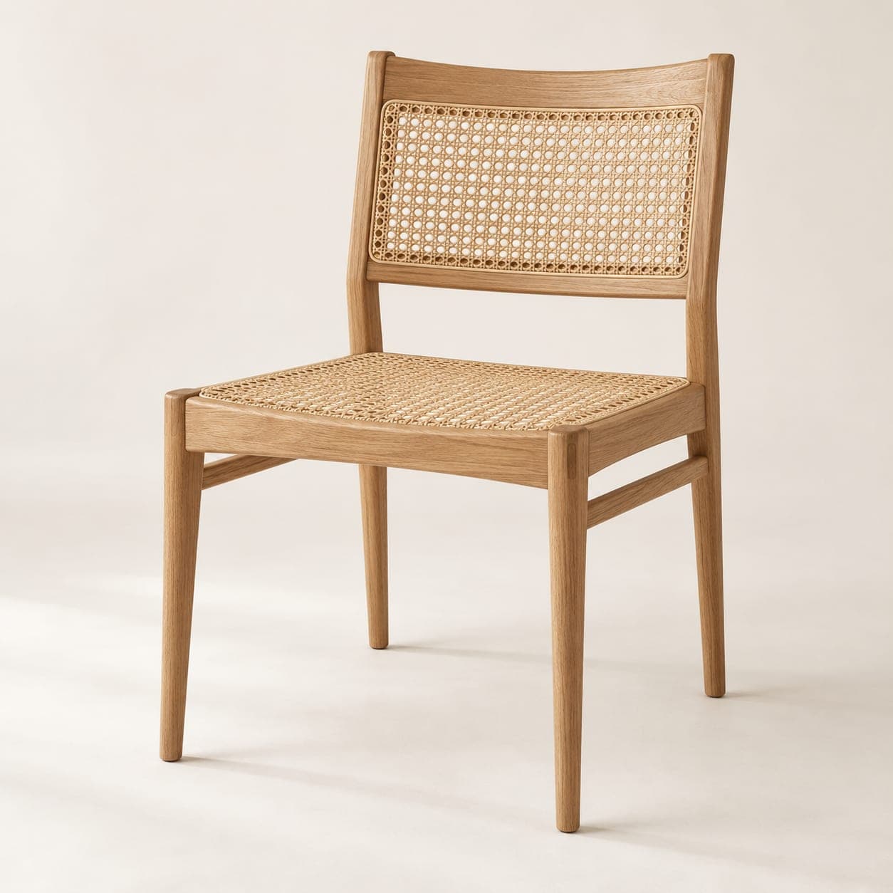 เก้าอี้ทานข้าว SAAN ไม้โอ๊ค ที่นั่งและพนักหวายสาน